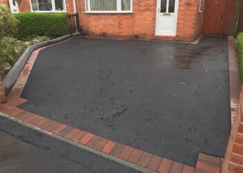 Tarmac Contractors In Altrincham